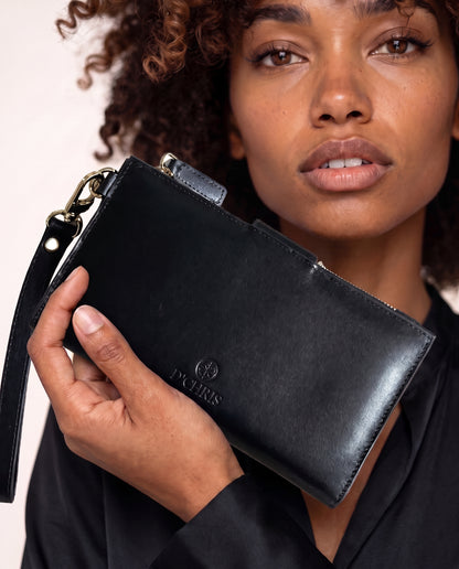 Sydney Wristlet